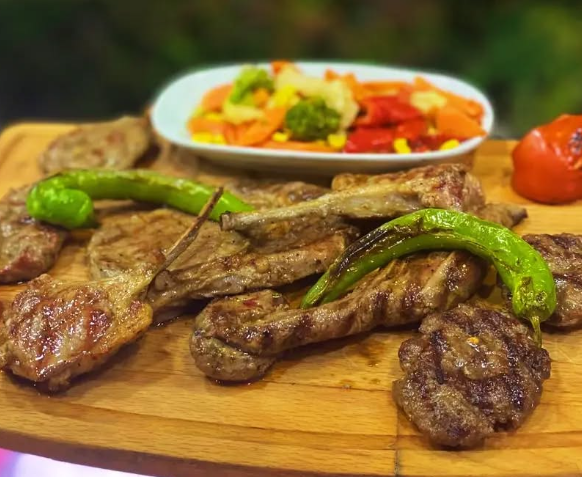 CZN Burak (Chef) Menü Fiyatları